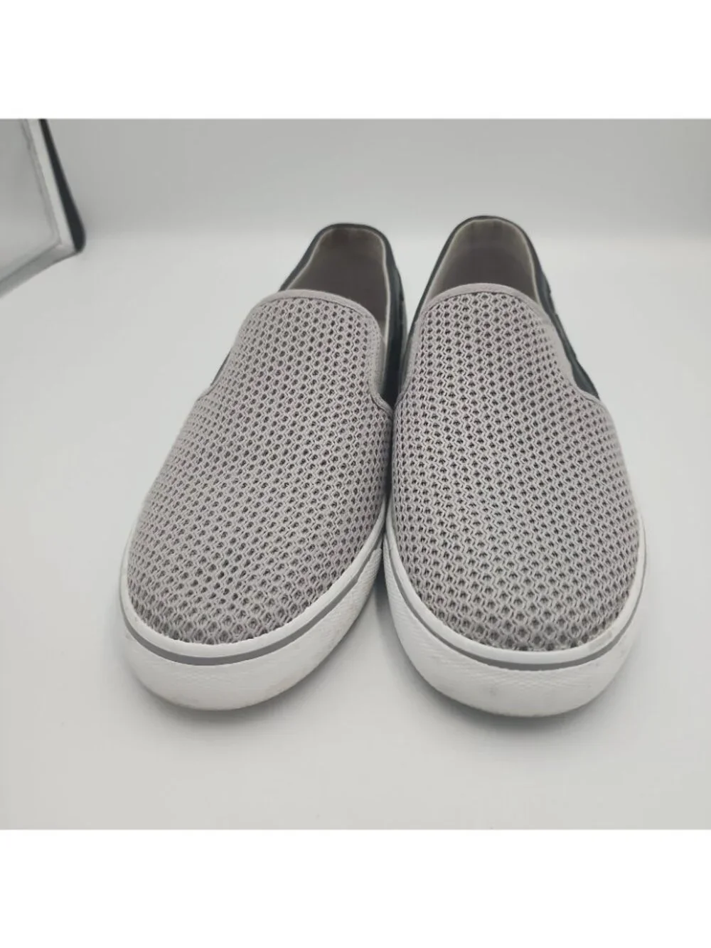 Tommy Bahama Beach Slip On Leather Deck Boat Shoes US Sz 10 D Mens Gray
